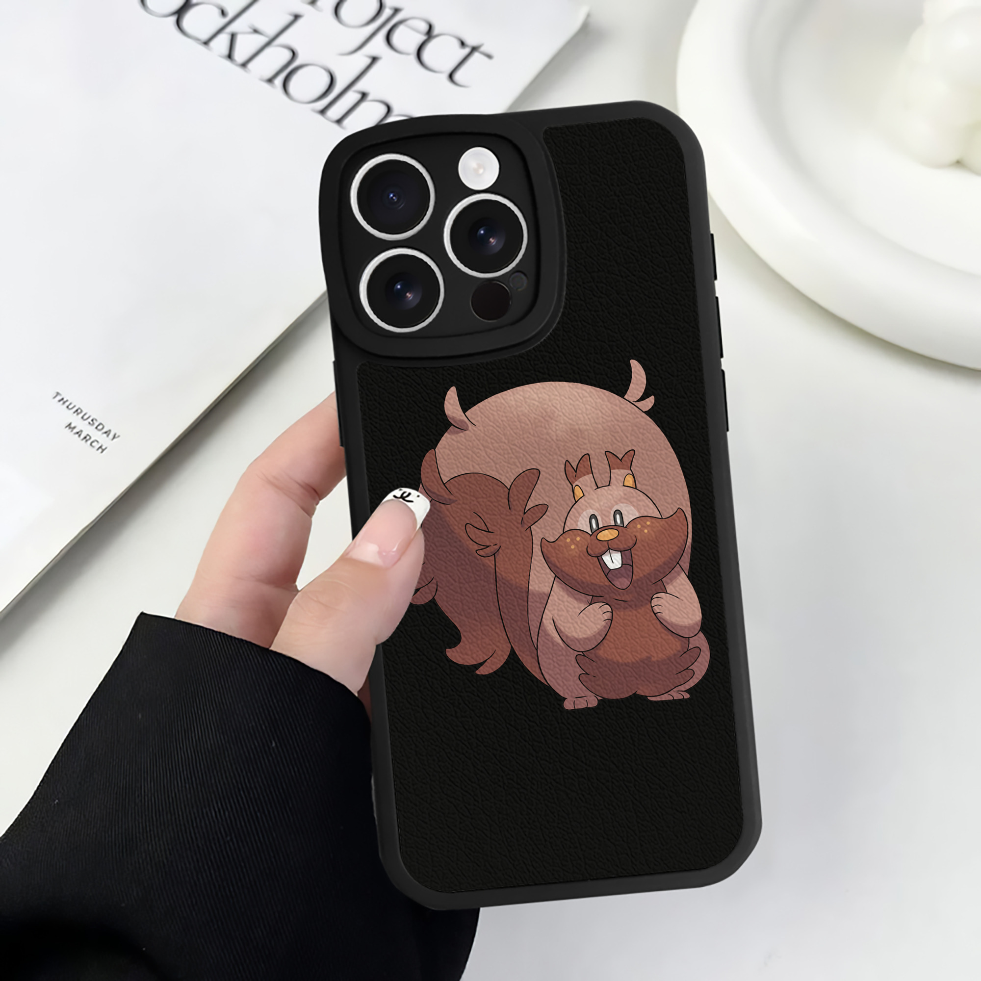 （画像用） ポケットモンスター Pokémon 【iPhone 16シリーズ対応】シリコンスマホケース（レザー調） 材質：シリコン
